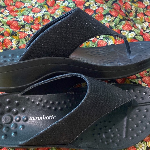 Aerothotic flip flops sz 40 EU 9/9.5 US - Picture 4 of 4